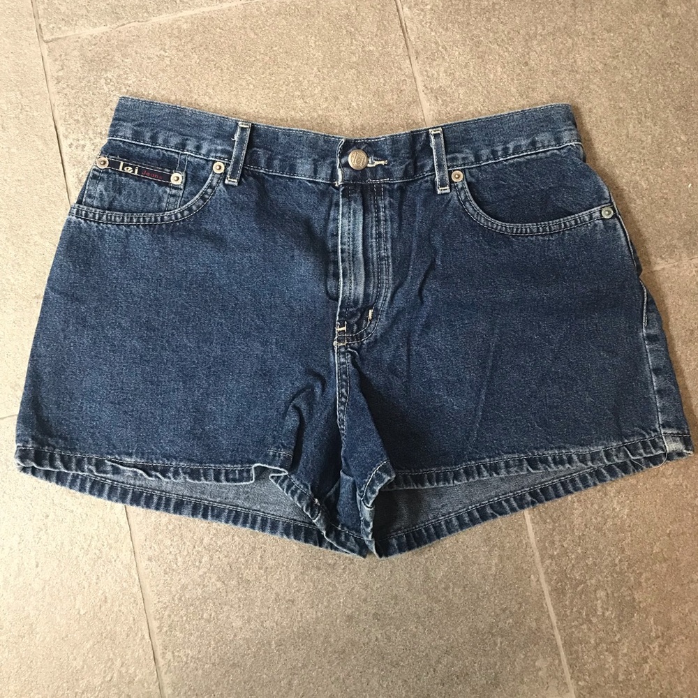 l.e.i. Jean shorts circa 1998